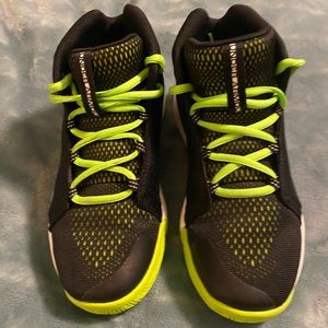 Under Armour black high tops boys size 2